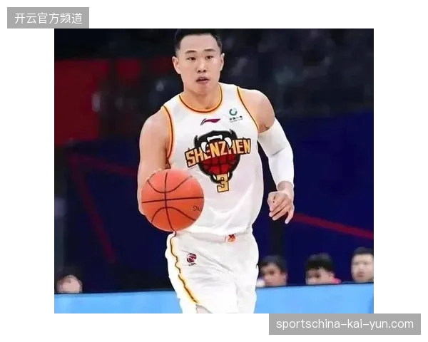 新科MVP贺希宁顶薪续约深圳无悬念,其持球进攻核心地位难以撼动 新科MVP贺希宁顶薪续约深圳无悬念,其持球进攻核心地位难以撼动